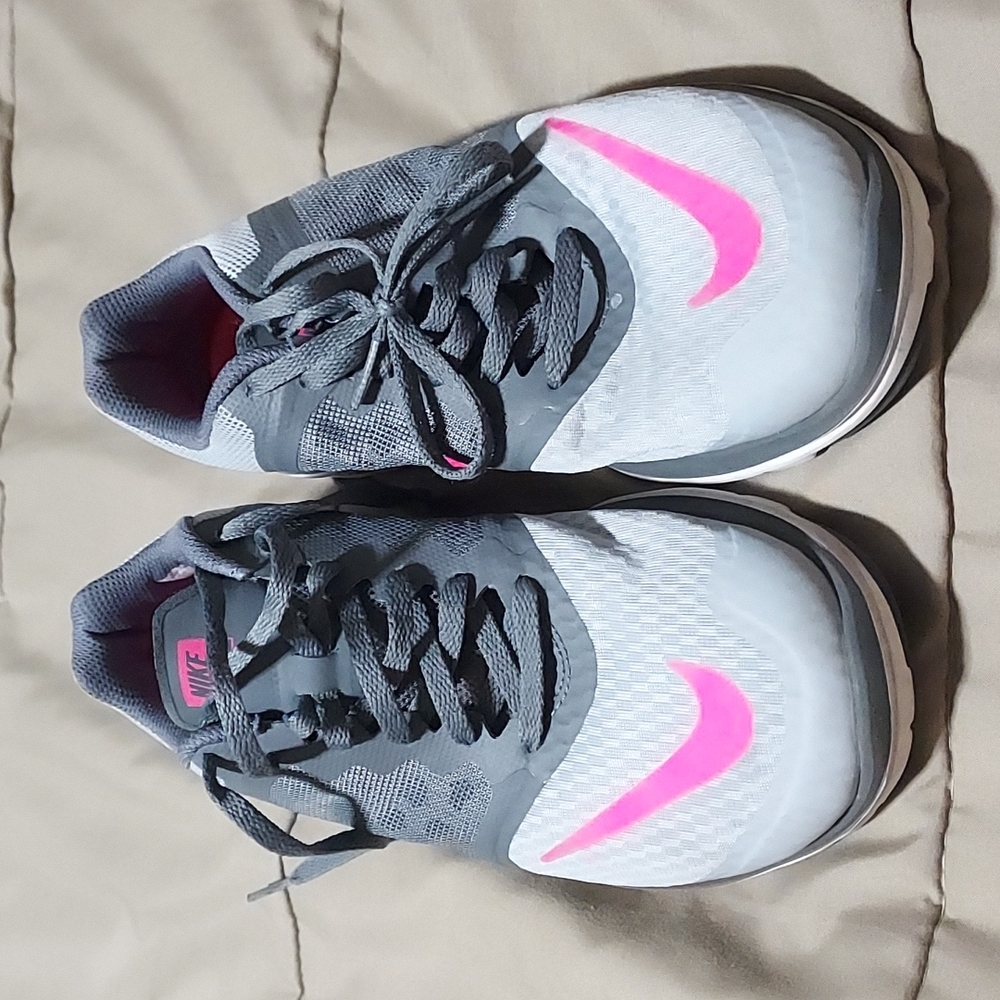 Nike shoes